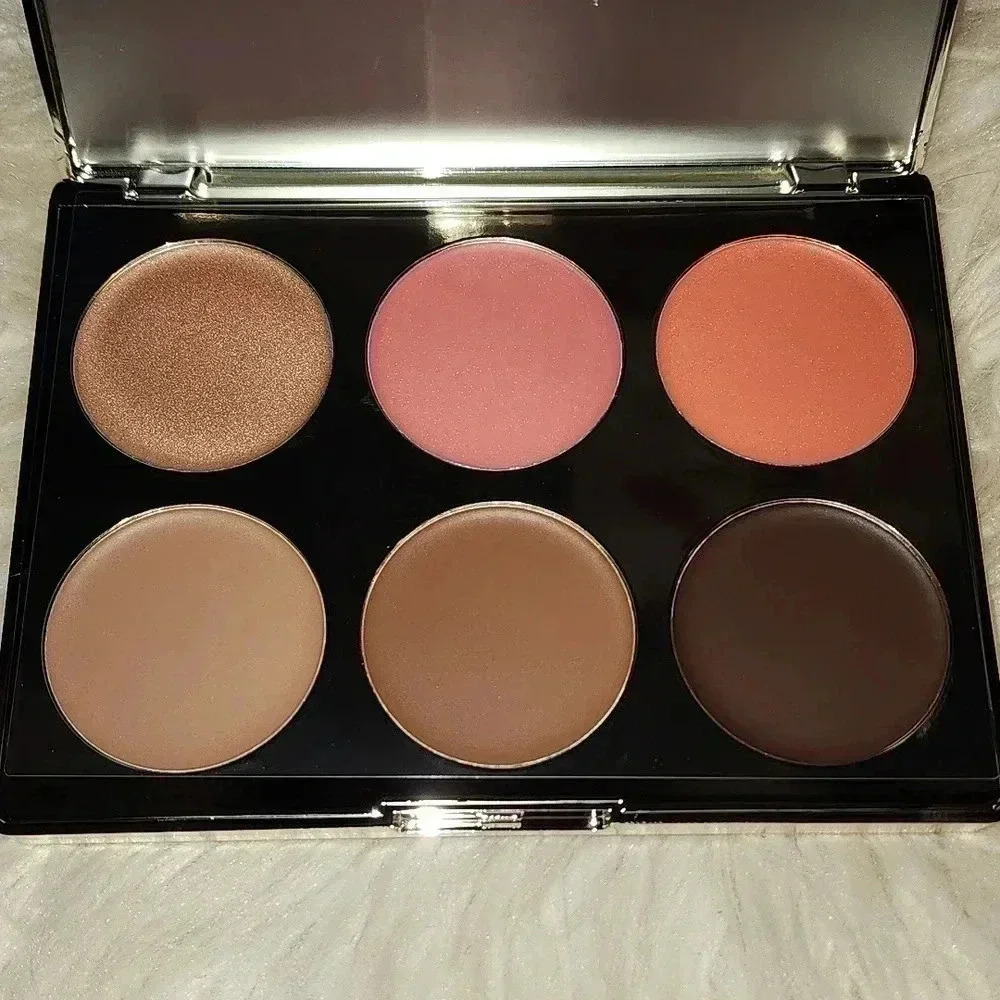 ICONIC London Multi Use Cream Blush, Bronze, And Highlight Palette NIB - Picture 3 of 4